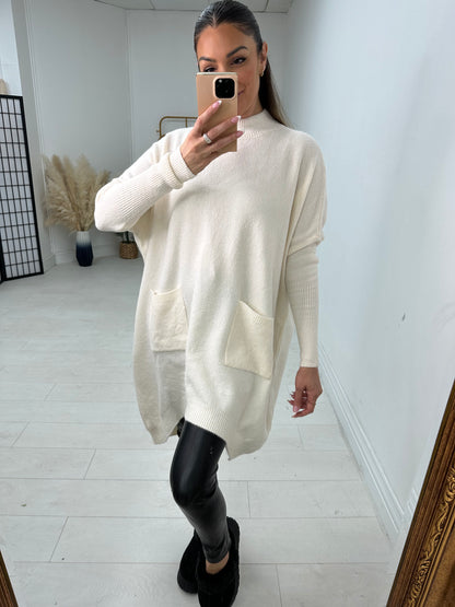 Greta Plain Longline Pocket Front Knit Jumper