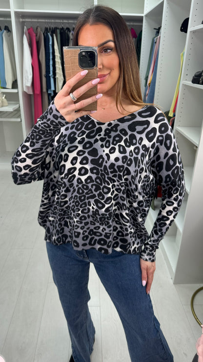 Sandy Leopard Print V Neck Thin Knit Jumper