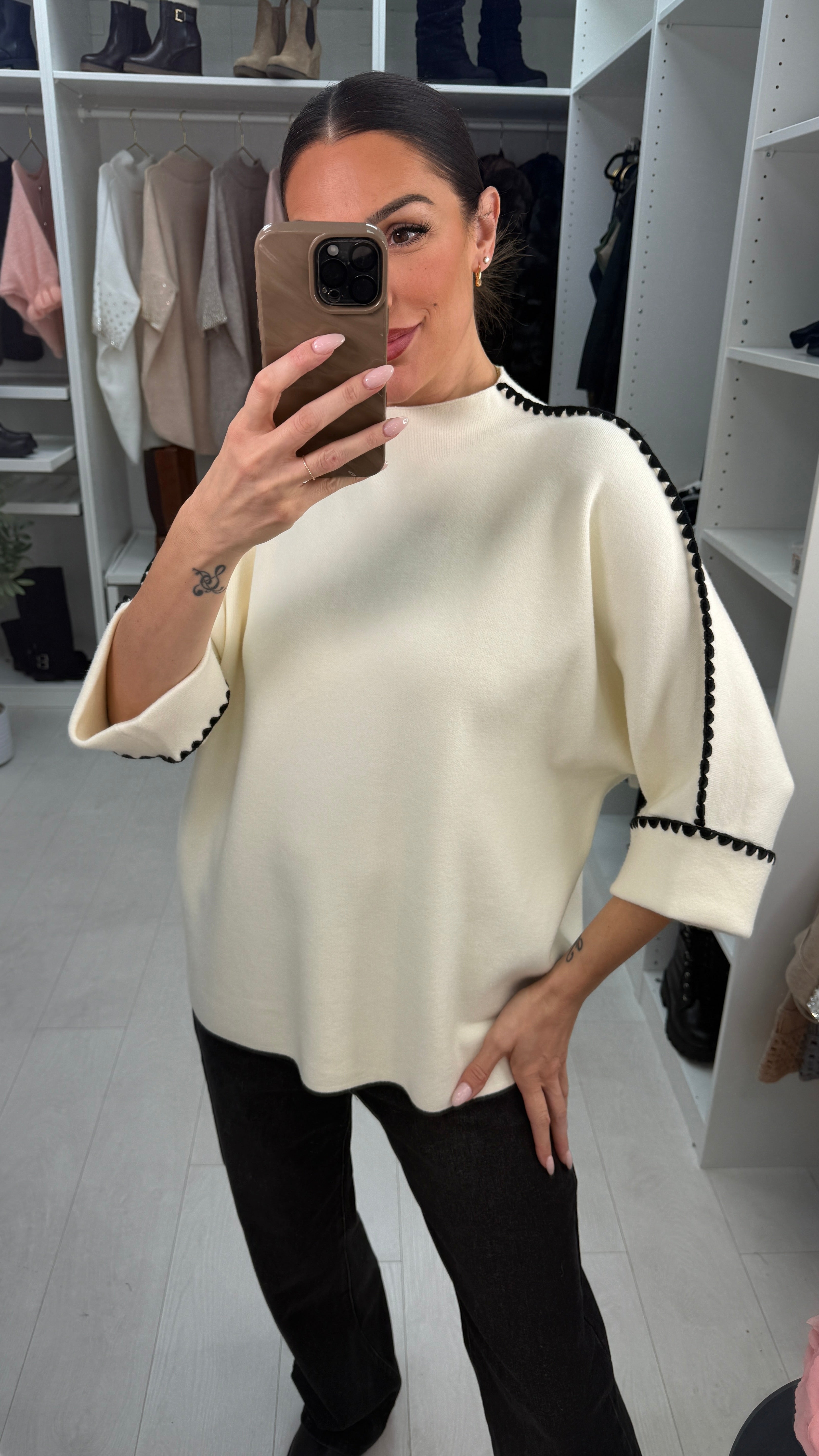 Denia Plain Stitched Hem 3/4 Sleeve Jumper