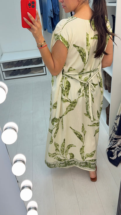 Izella Leaf Print Floaty Maxi Dress