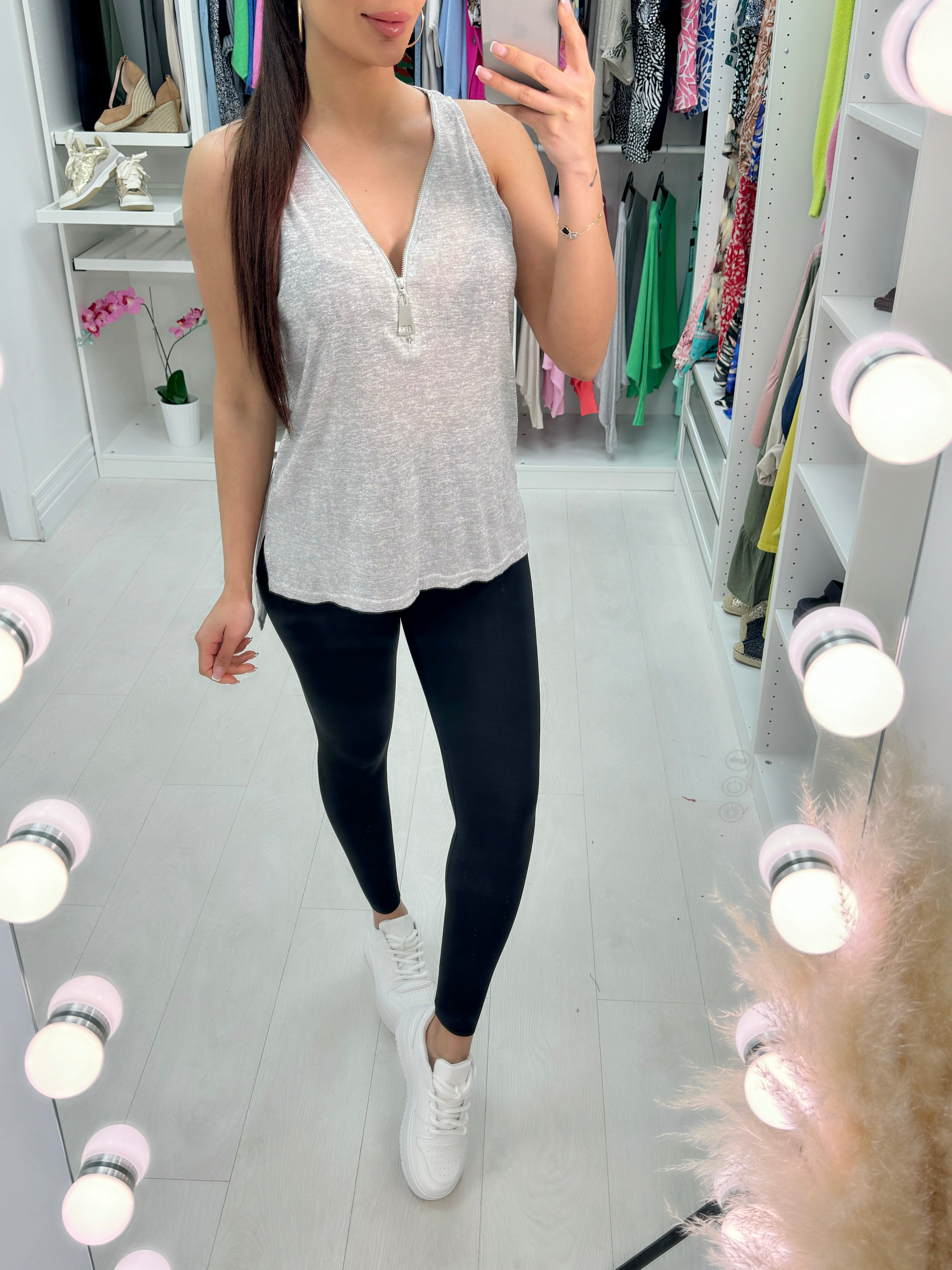 Clarim Sleeveless Zip Front Top