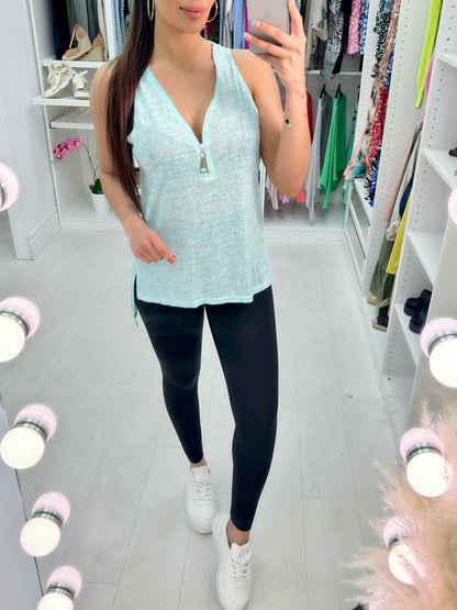 Clarim Sleeveless Zip Front Top