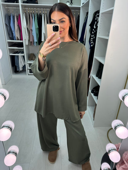 Elivia Plain Oversized Co-Ord Set