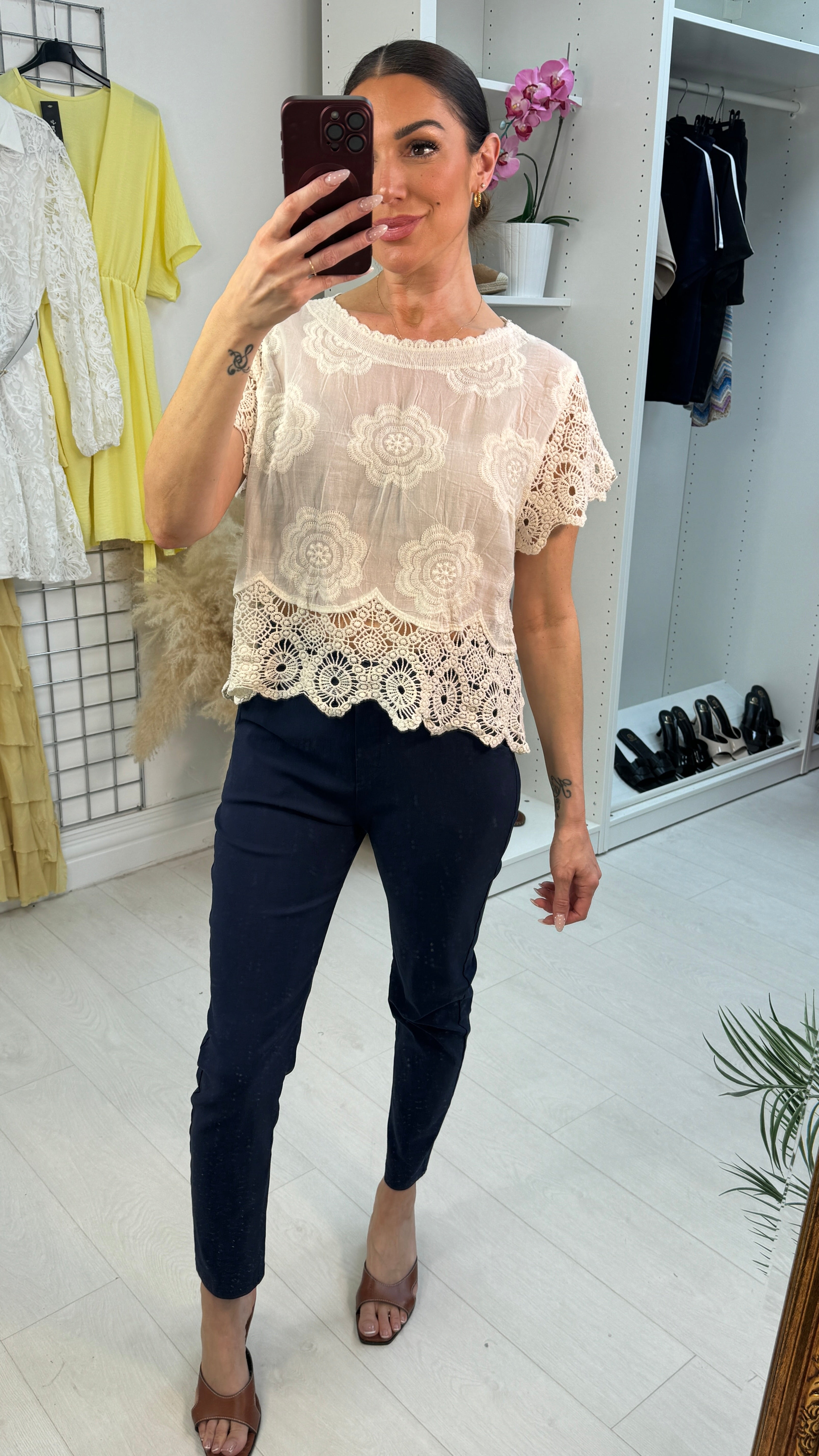 Alisa Floral Embroidered Crochet Hem Top