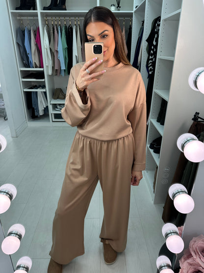 Elivia Plain Oversized Co-Ord Set