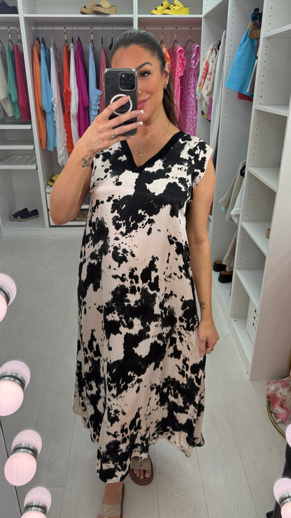 Leyan Ink Print Silky Dress