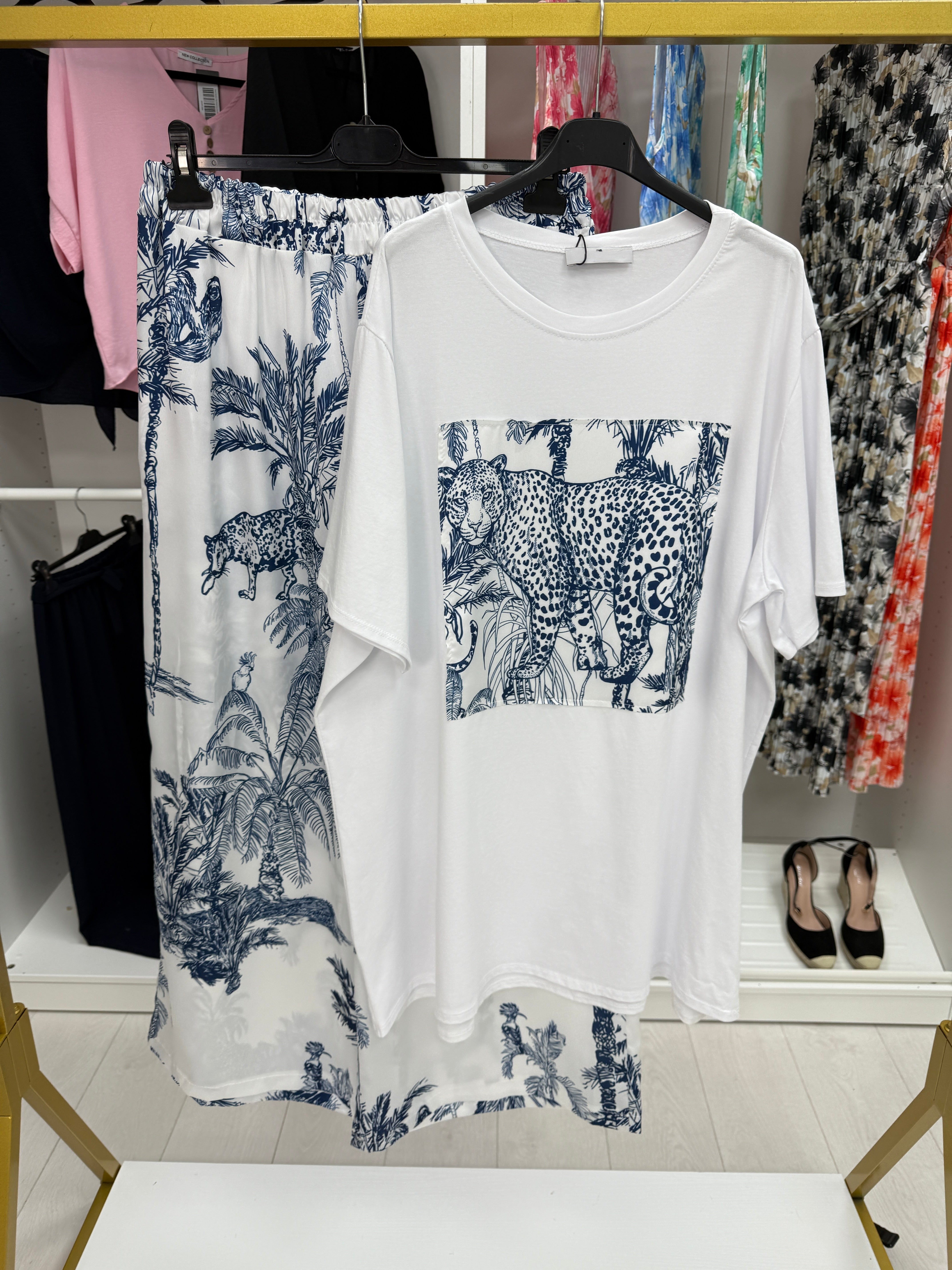 Ingrid Jungle Print Loose Fit T-shirt Co-Ord