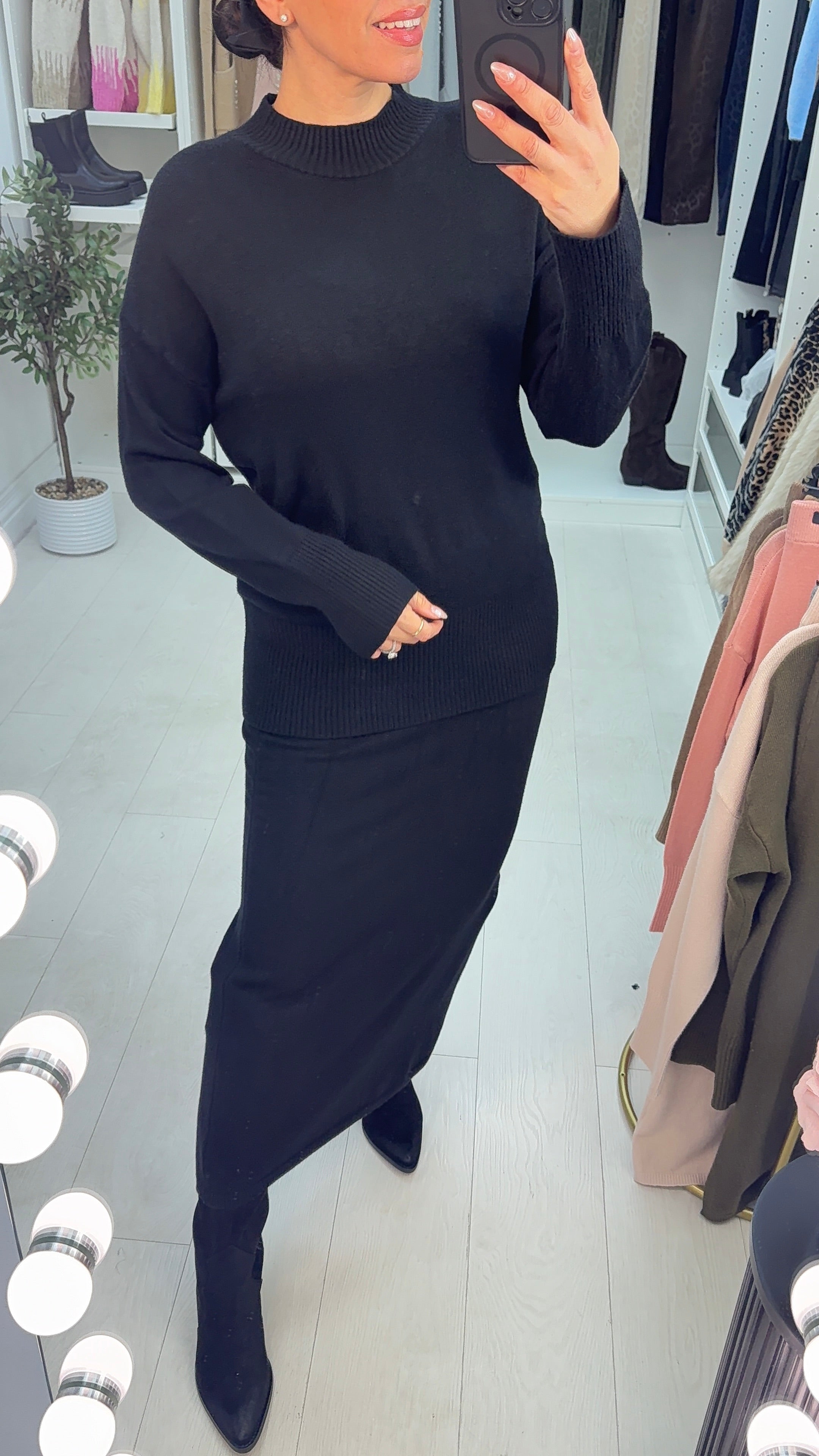 Lillis Plain Loose Fit Knitted Skirt Co-Ord Set