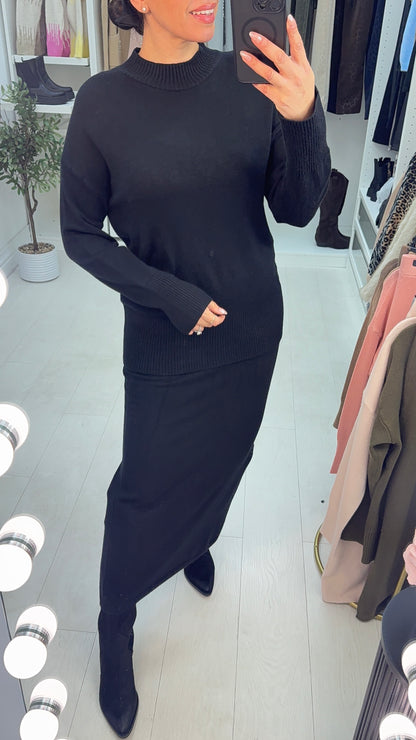 Lillis Plain Loose Fit Knitted Skirt Co-Ord Set