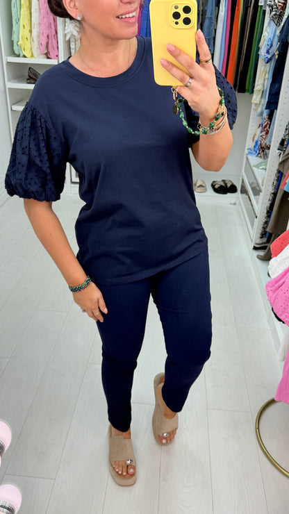 Quinny Plain Broidery Ballon Sleeve Top