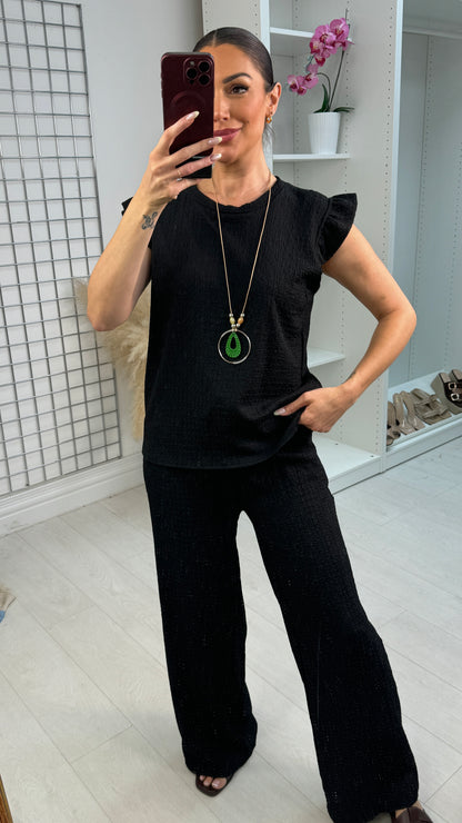 Willow Textured Co-Ord Set with Necklace