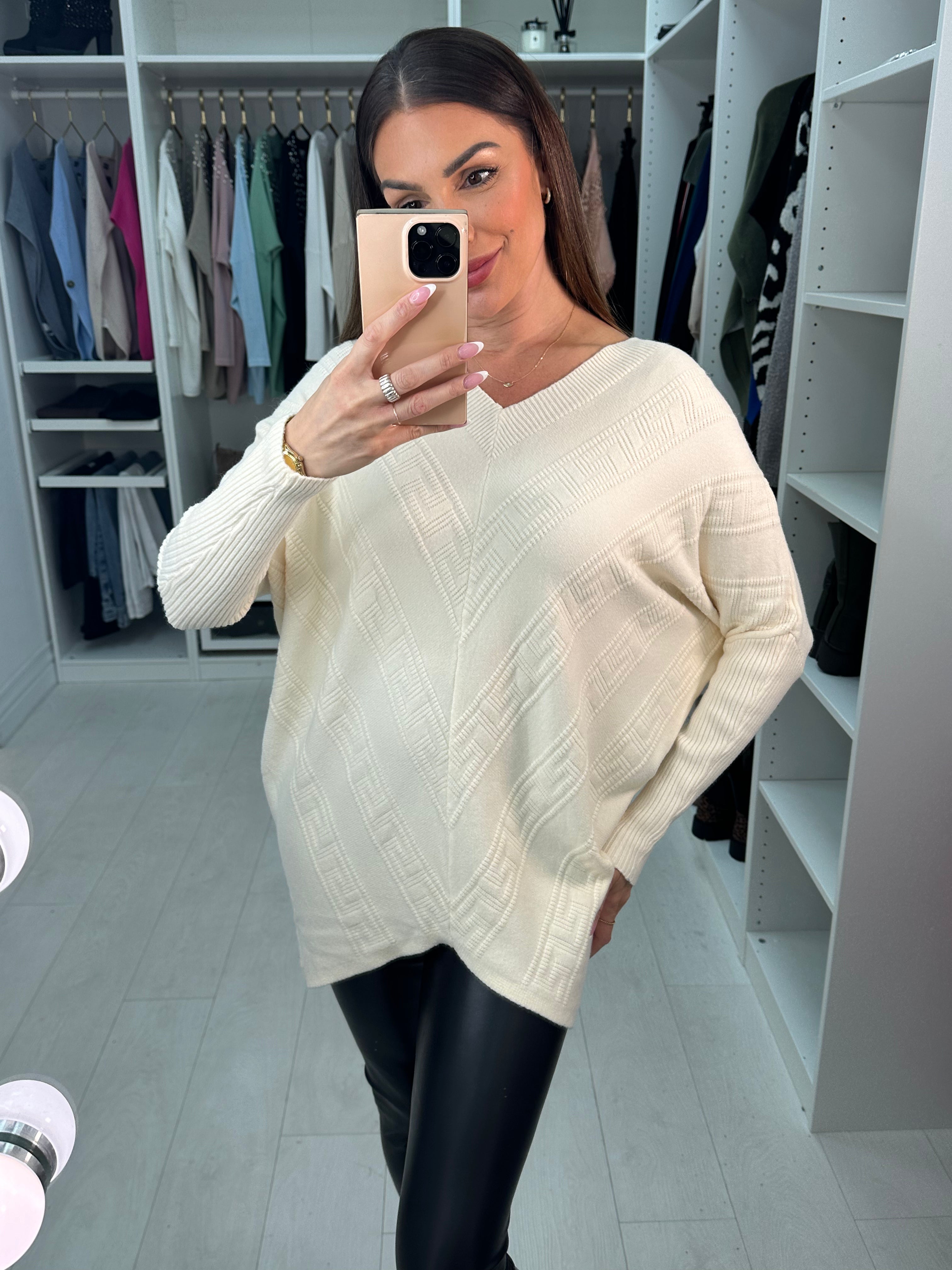 Geena V Detailed Knitted Jumper