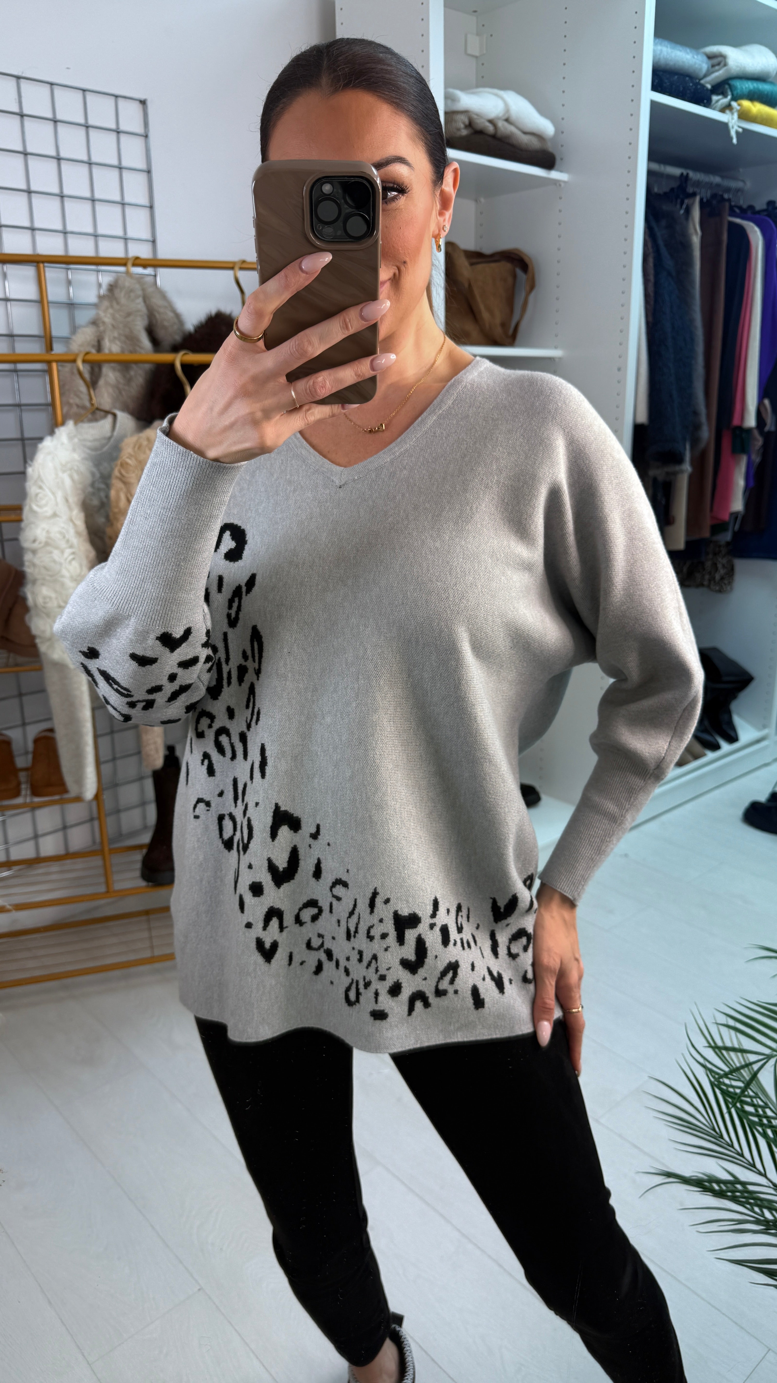 Edina Leopard Print Loose Fit V Neck Jumper