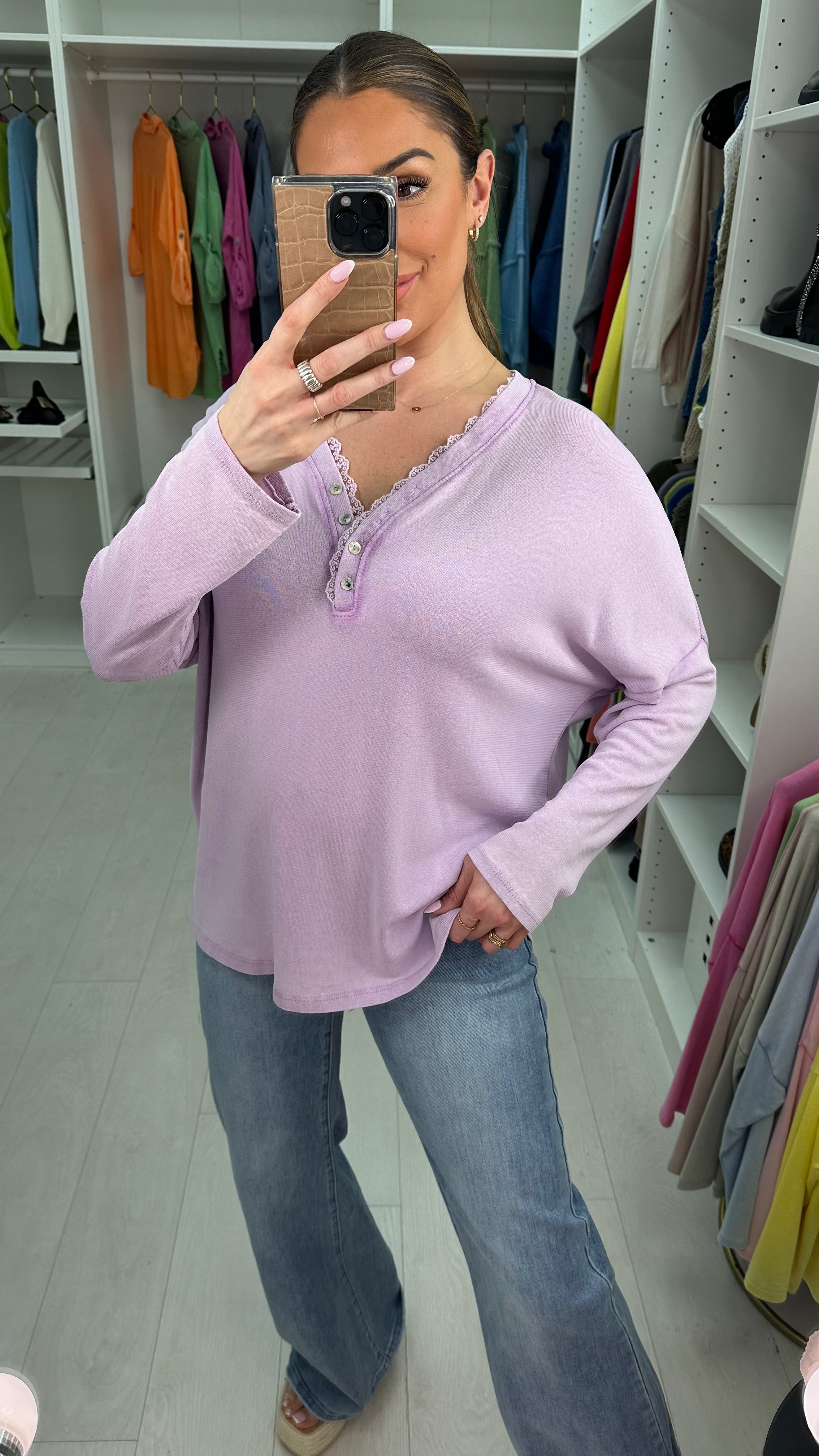 Louelle Plain Lace Detailed V Neck Top