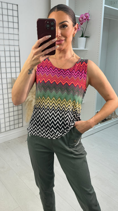 Fiona Zig Zag Print Magic Top