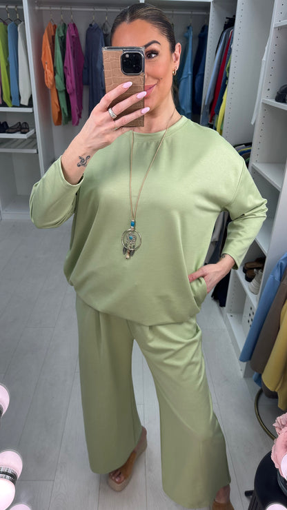 Dolores Plain Necklace Longline Top