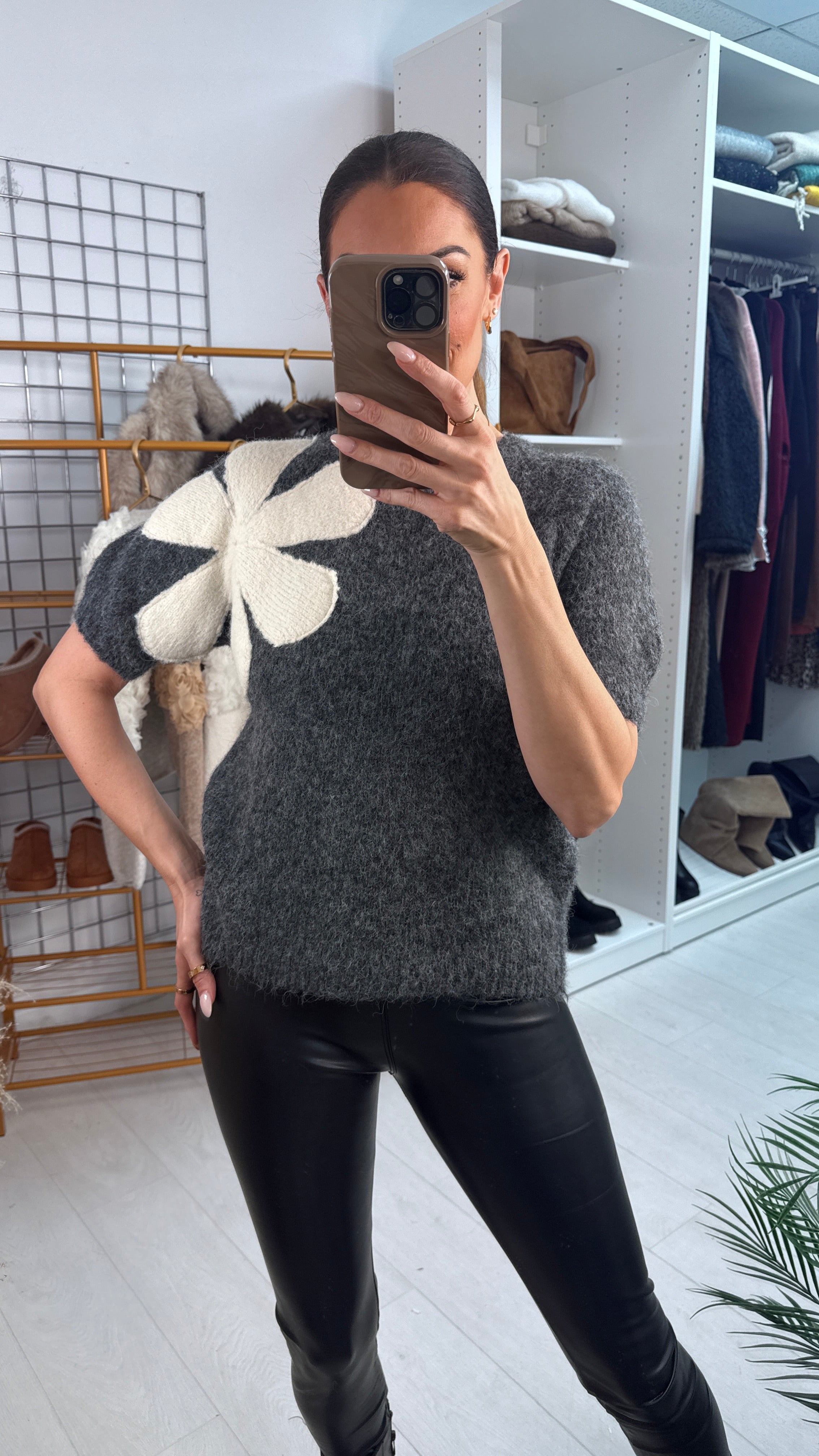 Louise Plain Flower Detail Super Soft Short Sleeve Jumper