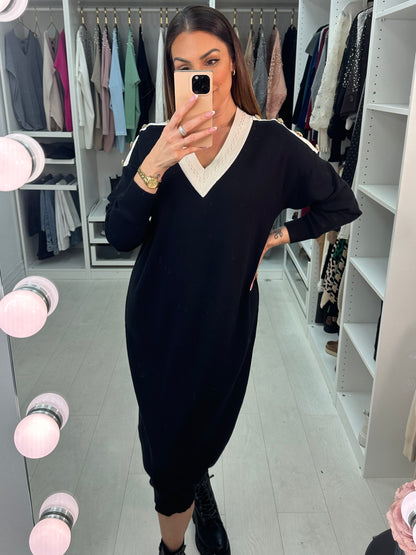 Gellar Flower Detail V Neck Jumper Dress