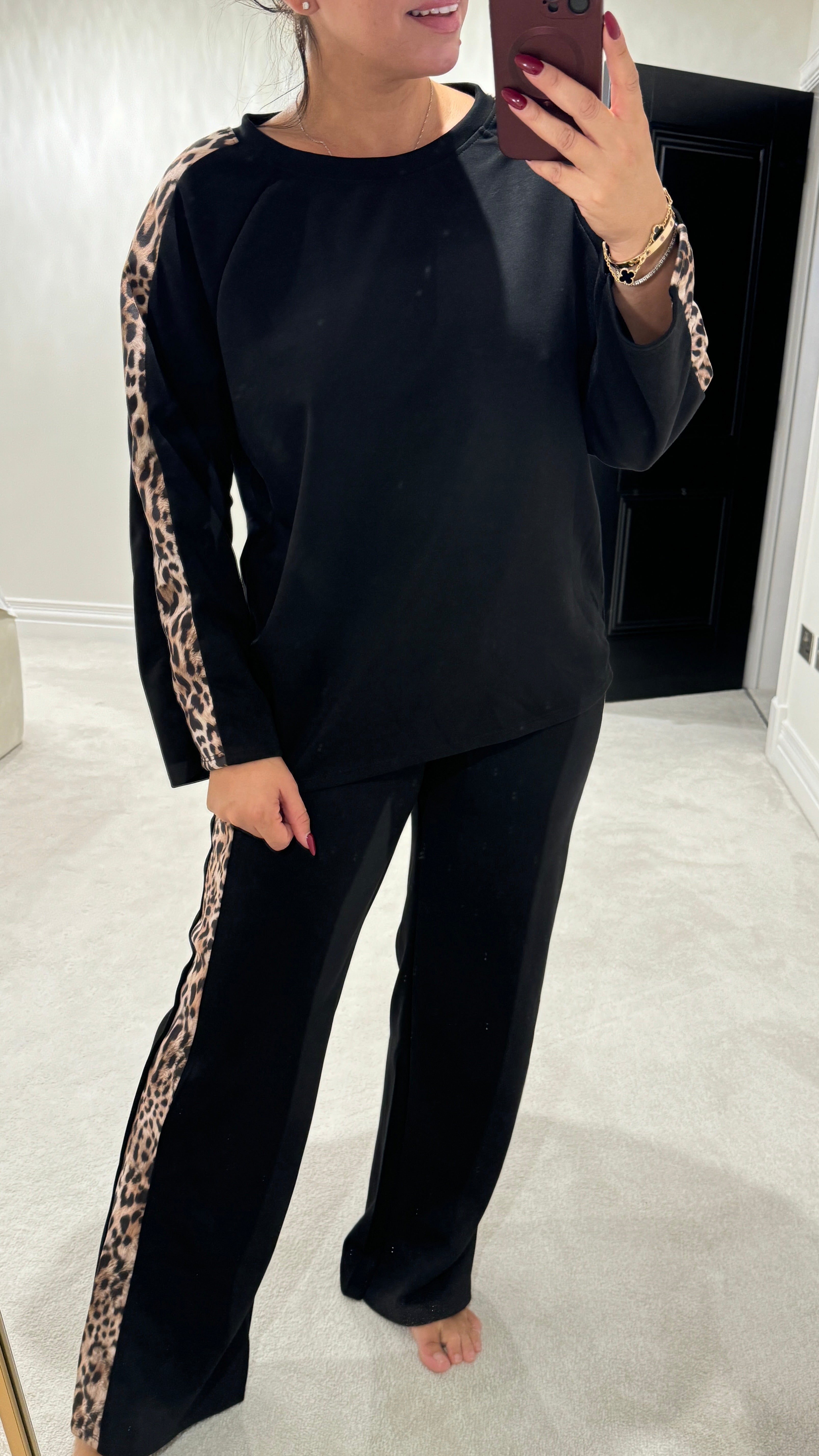 Mathilde Leopard Detailed Long Sleeve Loungewear Set