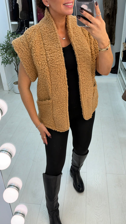 Roslyn Open Front Teddy Gilet