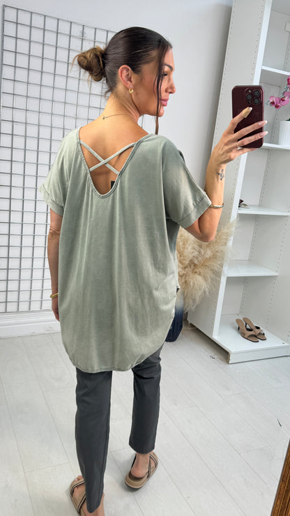 Uma Plain Loose Fit Dipped Hem Top