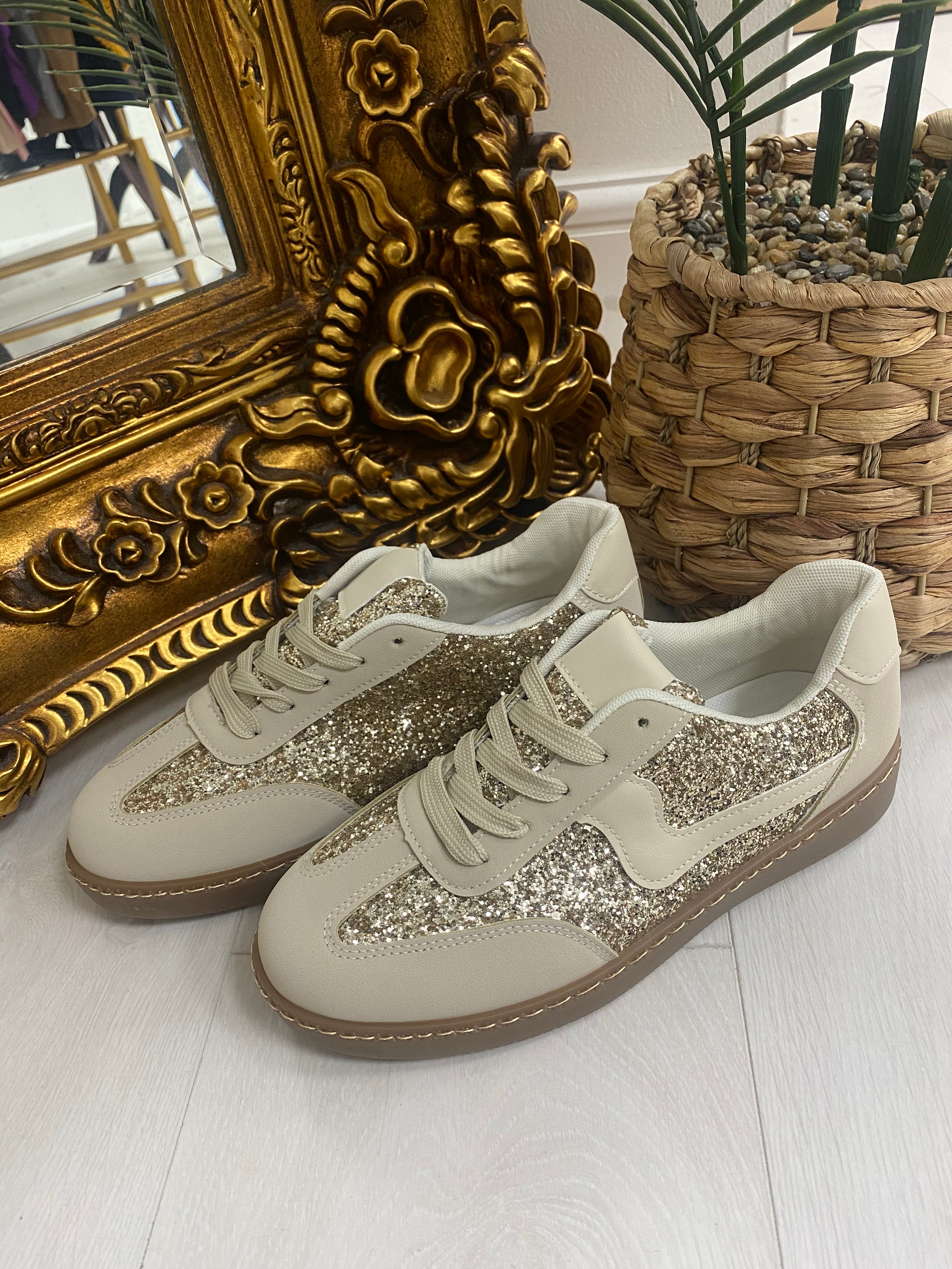 Lydia Glitter Detailed Trainers