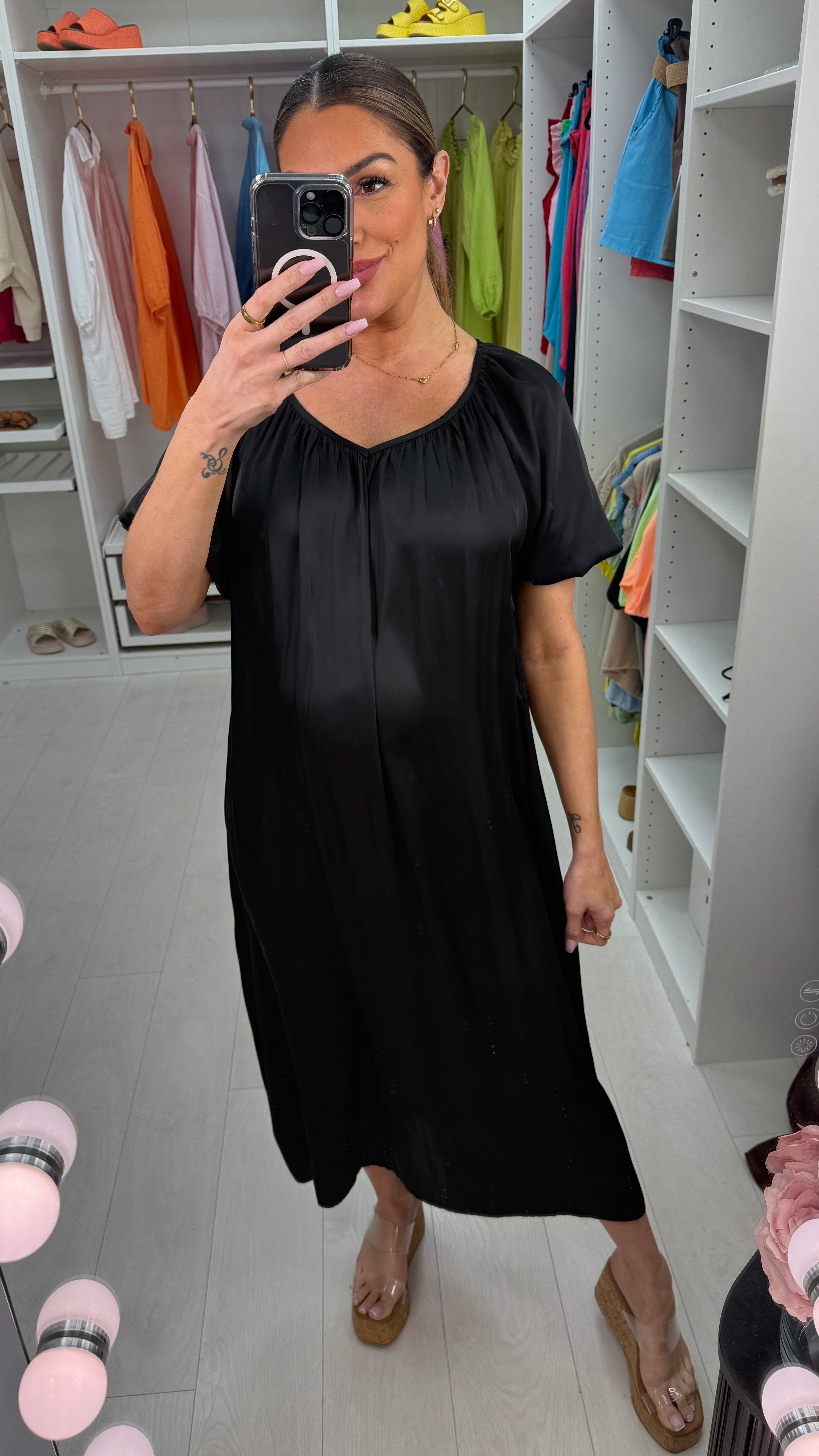 Senora Puff Sleeve V-Neck Maxi Dress