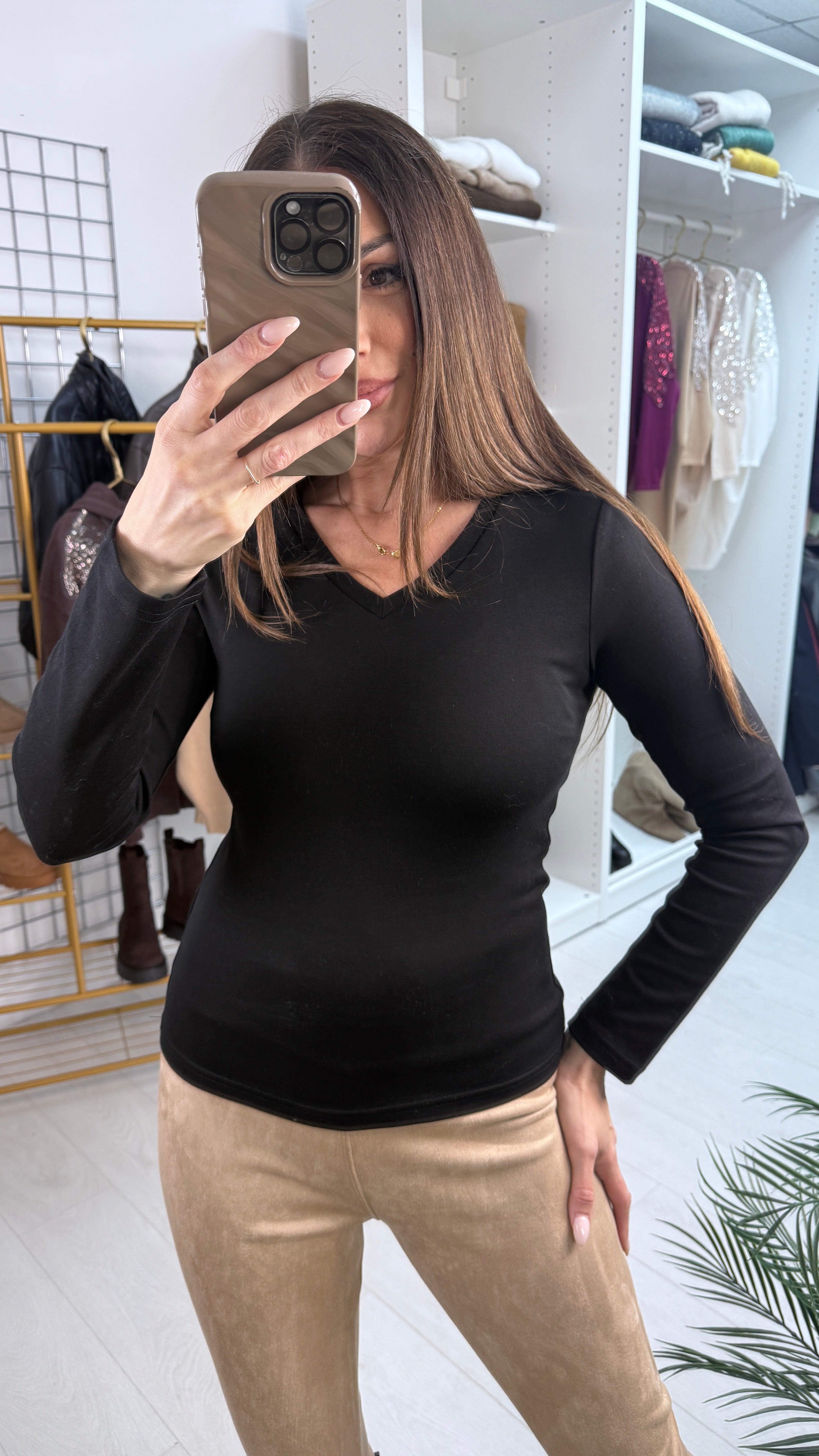Debbie Plain V Neck Long Sleeve Basic Top