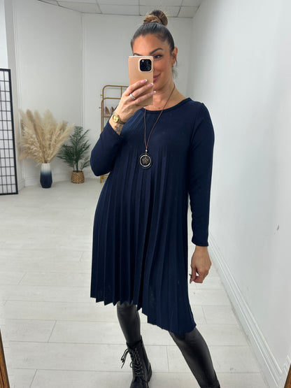 Indie Pleated Loose Fit Knitted Necklace Swing Dress