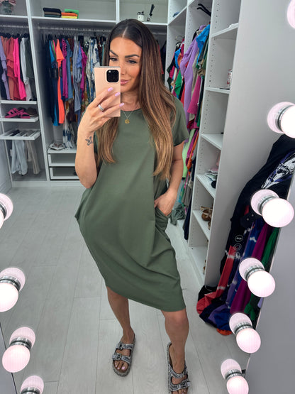Carmen Plain Loose Fit Pocket Dress