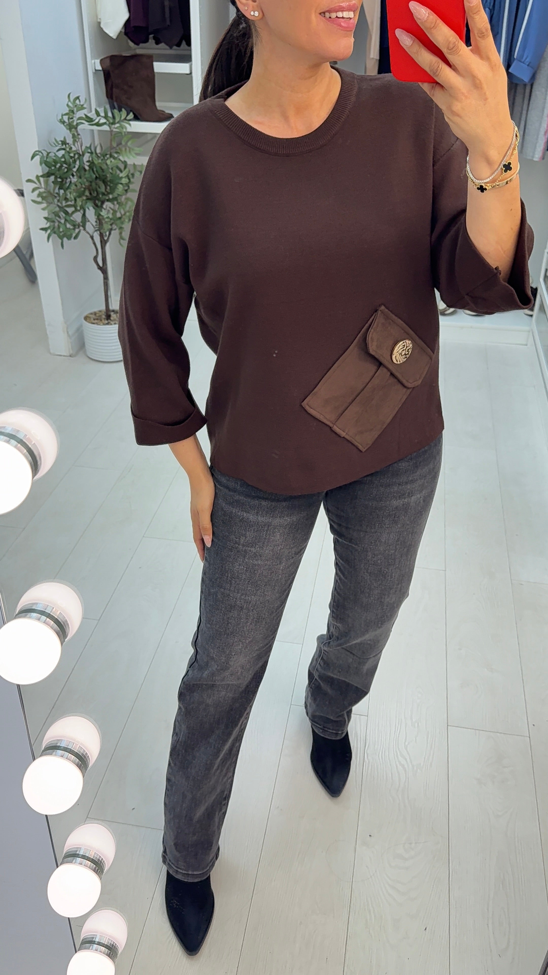 Tatiana Plain Pocket Front Top