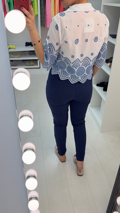 Wila Broderied Anglaise Cropped Shirt