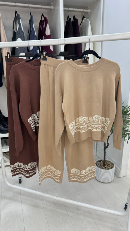 Malina Embroidered Hem Detail Loungewear Set