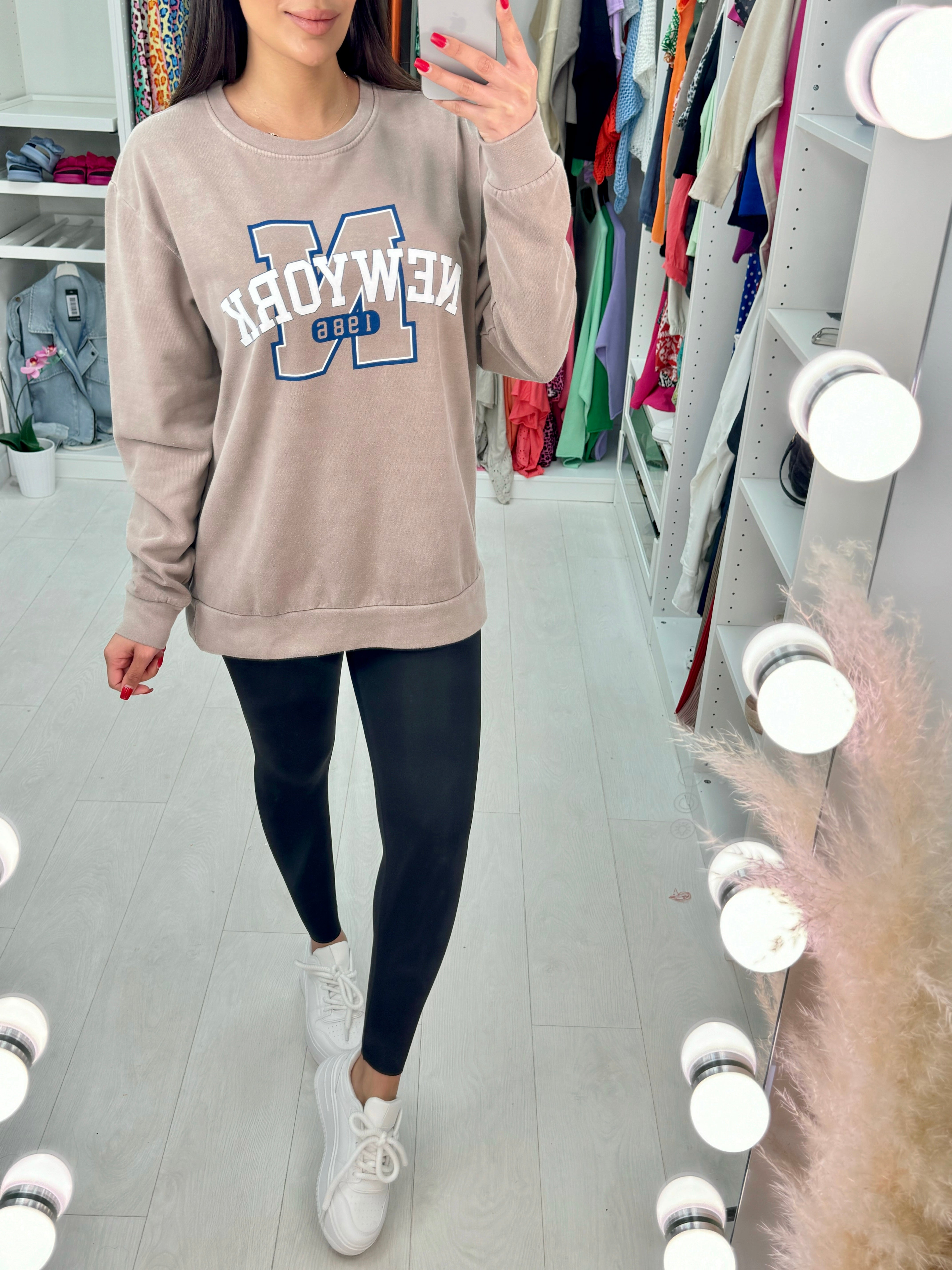 Amara NEW YORK Slogan Sweatshirt