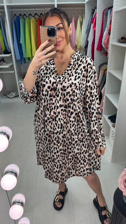 Gemina Leopard Print V Neck Magic Dress