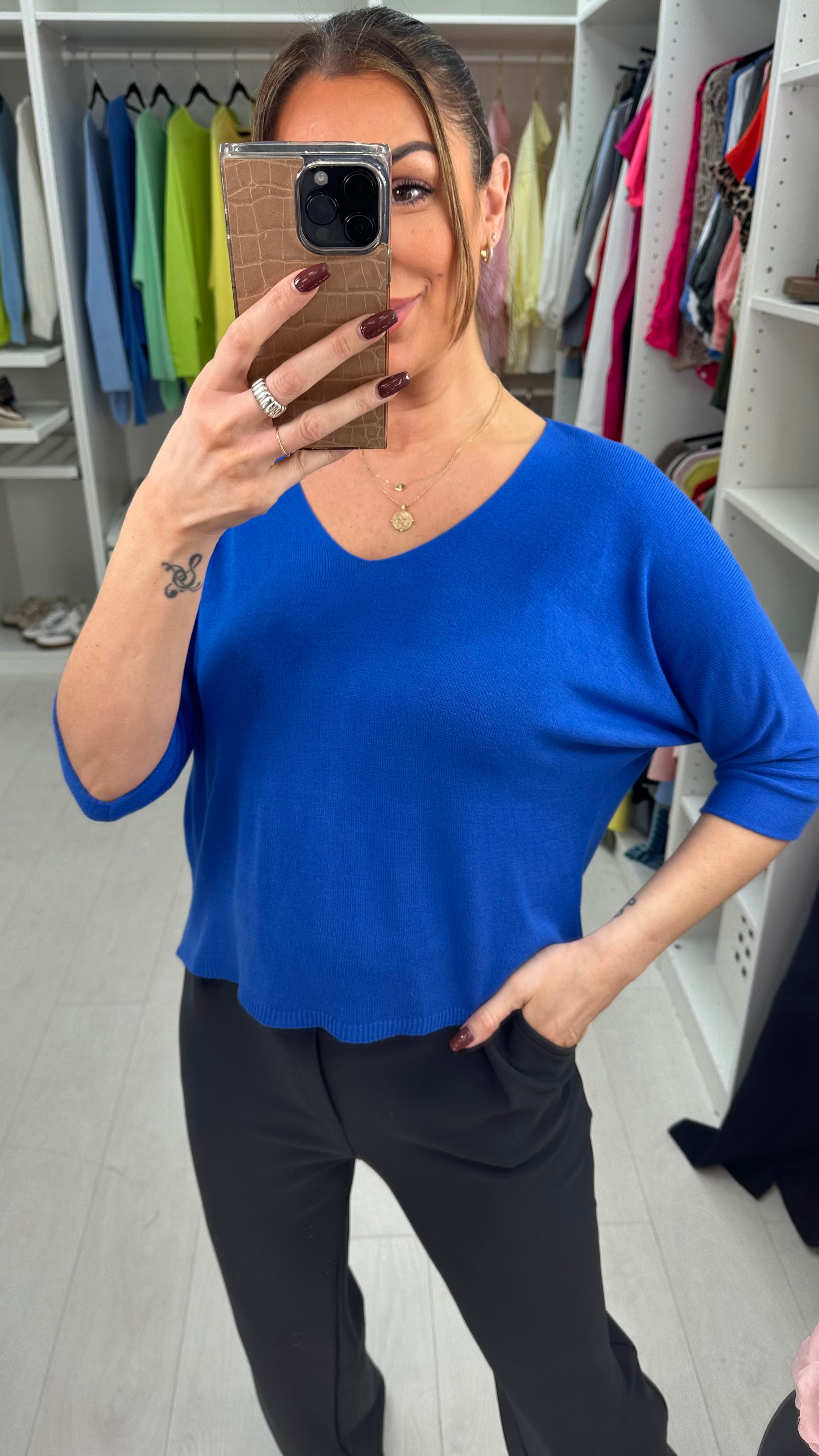 Tarria Plain V Neck Thin Knit Jumper