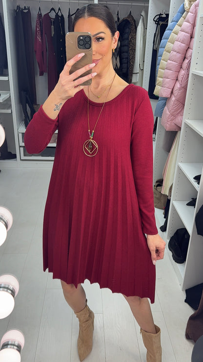 Indie Pleated Loose Fit Knitted Necklace Swing Dress