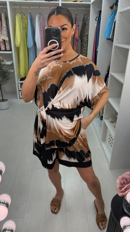 Kassie Abstract Print Tie Side Shorts Co-Ord