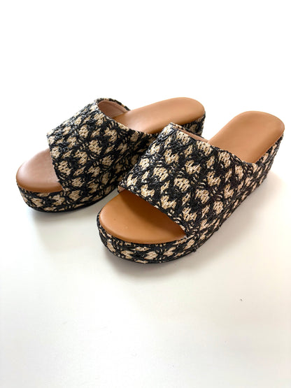 Sevah Woven Platform Mule