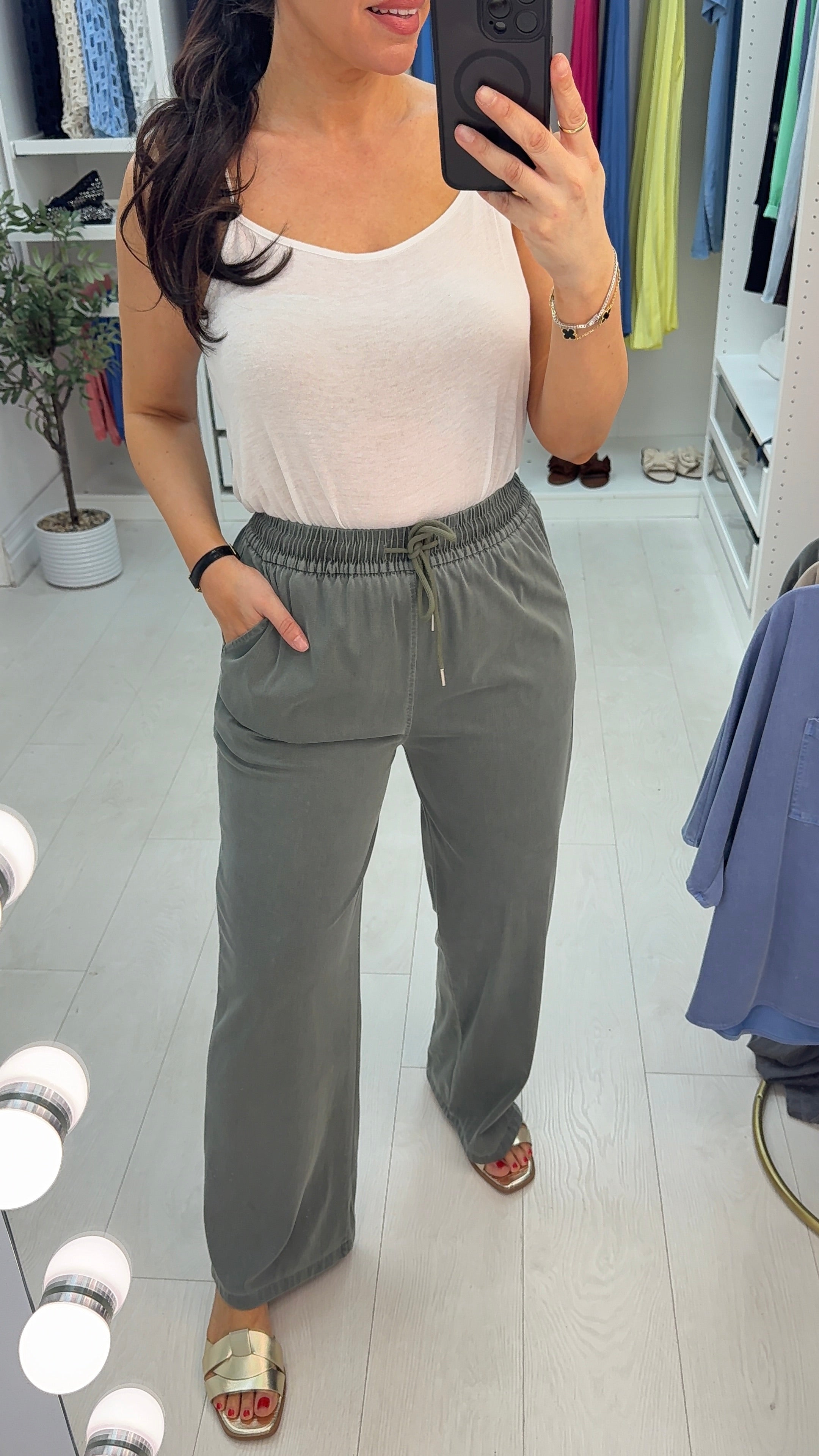 Alendra Plain Elasticated Waist Straight Leg Trousers