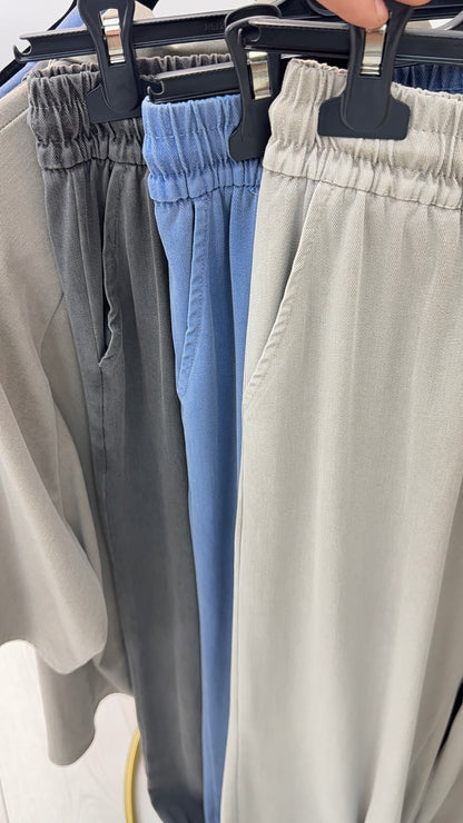 Alendra Plain Elasticated Waist Straight Leg Trousers