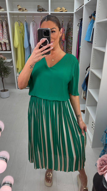 Rachella Striped Pleated Loose Fit Midi Dress