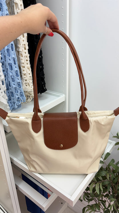 Gisella Canvas Medium Shoulder Bag