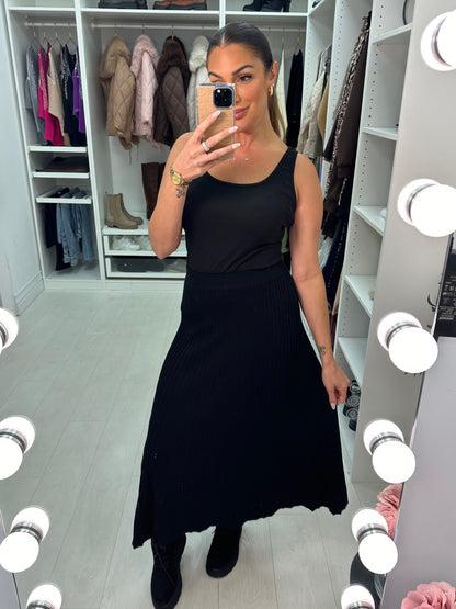 Polly Plain Pleated Knitted Skirt