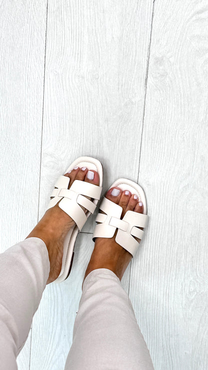 Elisa Plain Flat Sliders