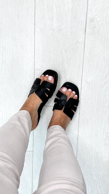 Elisa Plain Flat Sliders