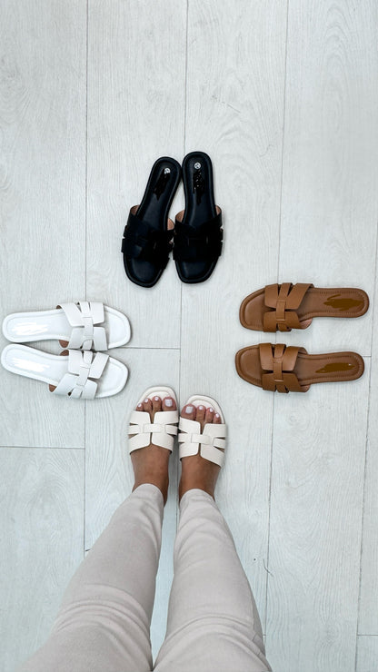 Elisa Plain Flat Sliders