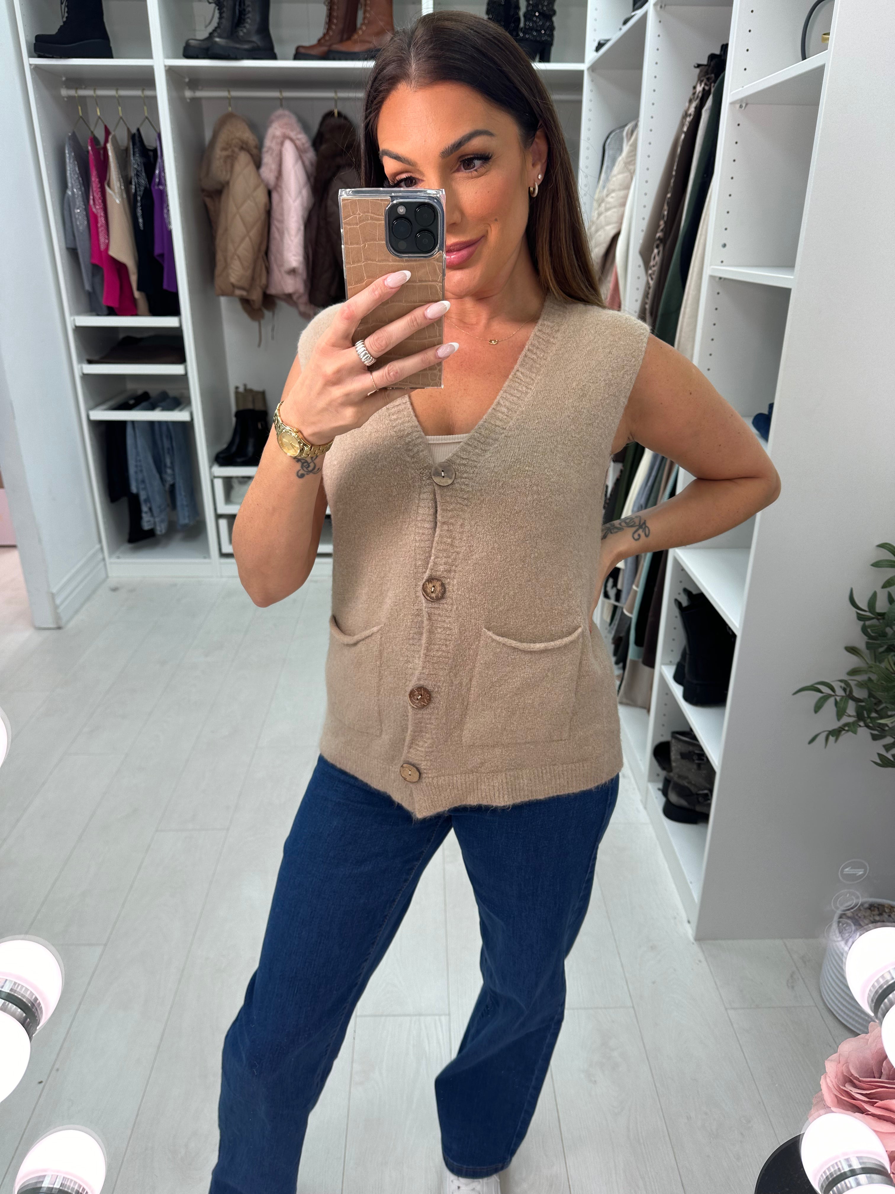 Dominique Sleeveless Pocket Knit Cardigan