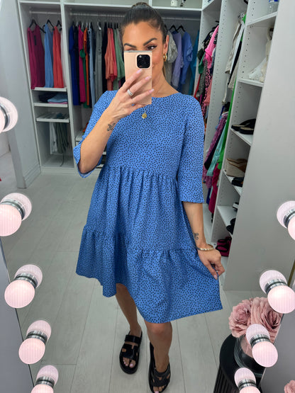 Leman Heart Print Tiered Hem Smock Dress