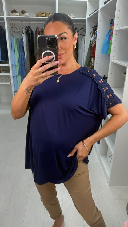 Miley Plain Floral Crochet Detailed T-Shirt